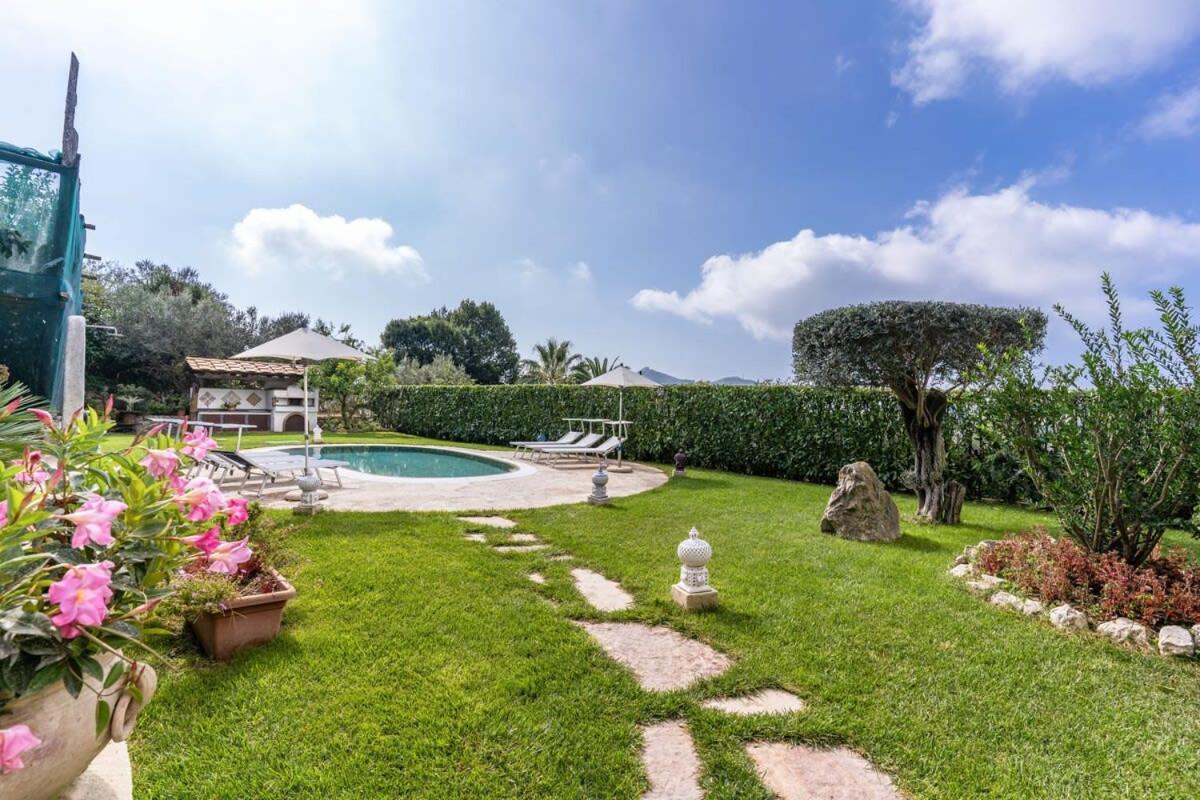 Villa Mimosa Rustic Elegance Views & Pool Масса-Лубренсе Экстерьер фото